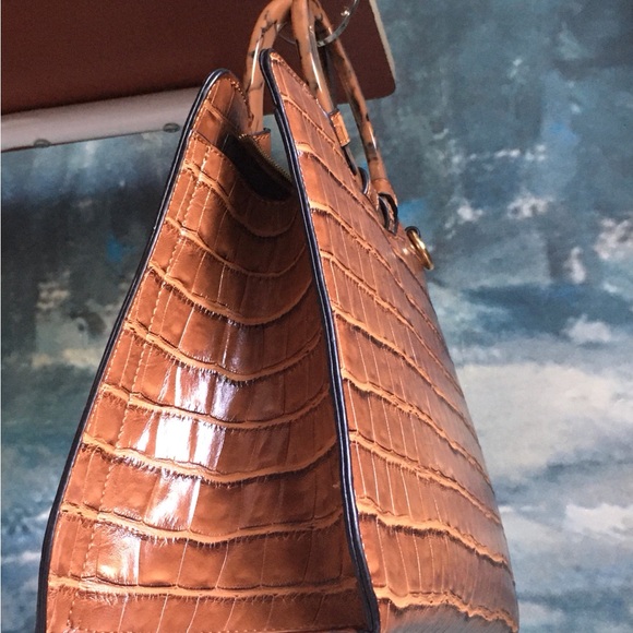 Alexx Purse Hanger Accessory - Picture 6 of 6